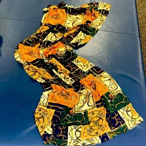 J. McLaughlin gorgeous 100% wool large voluminous equestrian print scarf or wrap